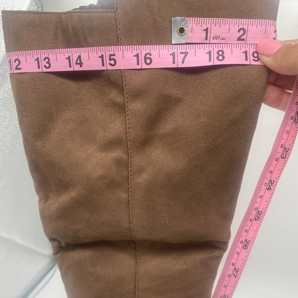 Viviaan womens pull on lug sole knee-high boots - Picture 8 of 8